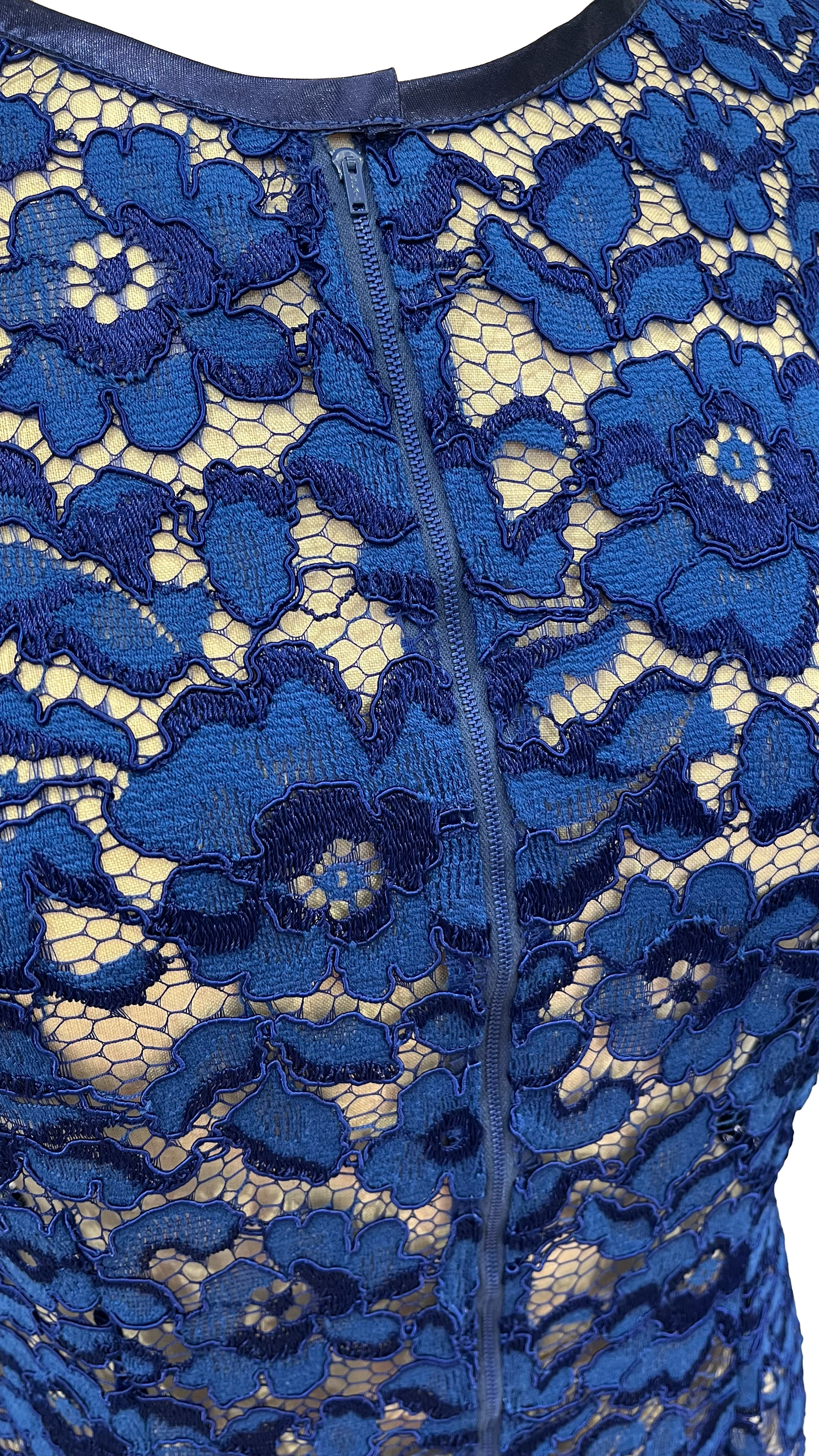 Robe en dentelle